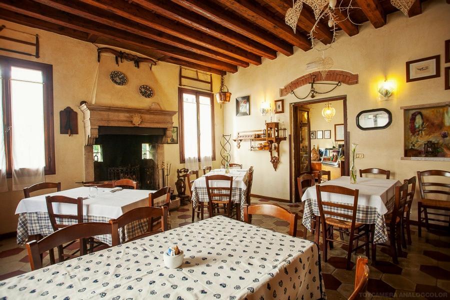 Locanda Alla Posta Cavaso Del Tomba Esterno foto